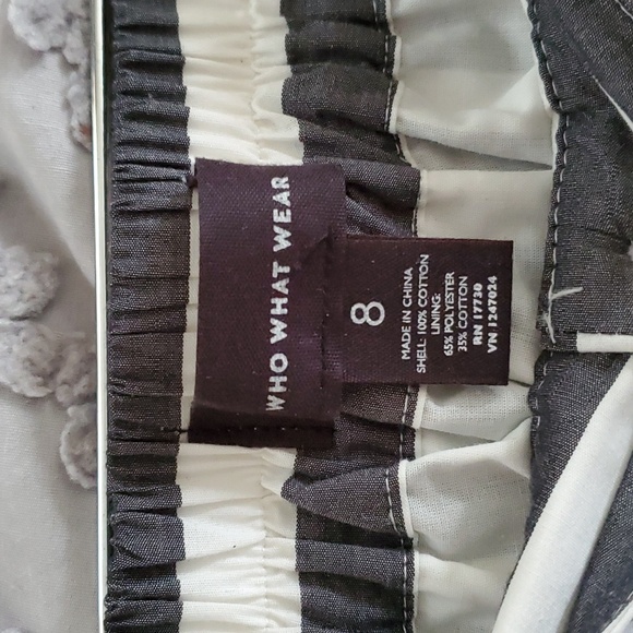 Who What Wear stripped skirt. *Listed on Multiple Sites* - Picture 3 of 4